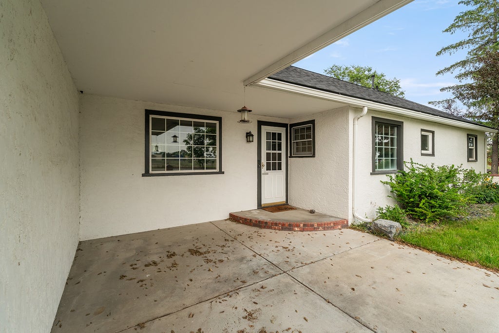 Photo of 1120 Sierra Road W, Helena, MT 59602 (MLS # 30075526)