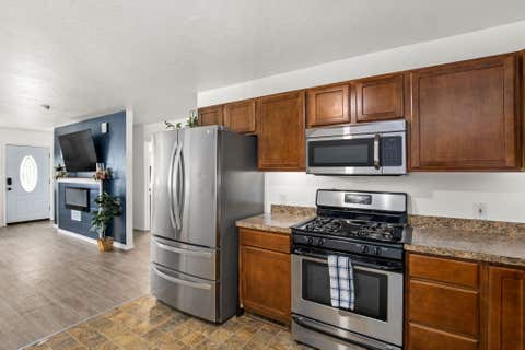 Tiny photo for 1103 9th Avenue S, Great Falls, MT 59405 (MLS # 30073404)