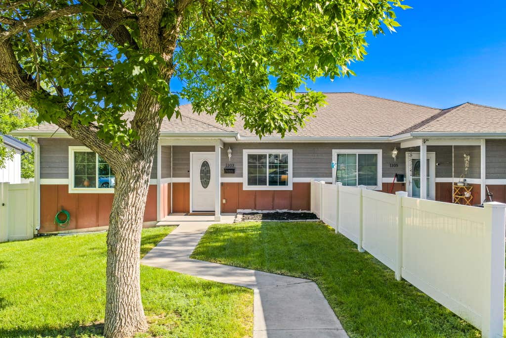 Photo of 1103 9th Avenue S, Great Falls, MT 59405 (MLS # 30073404)