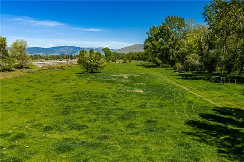 Tiny photo for 4700 Us Highway 93 S, Missoula, MT 59804 (MLS # 30070923)
