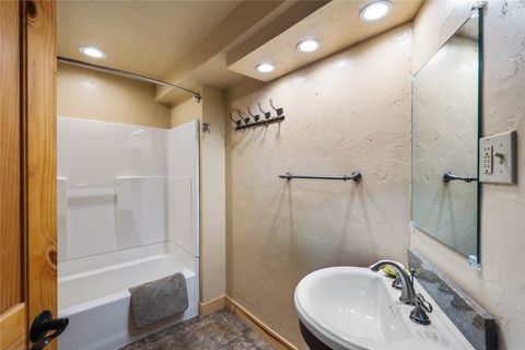 Tiny photo for 67 Overlook Ridge, Kalispell, MT 59901 (MLS # 30072816)