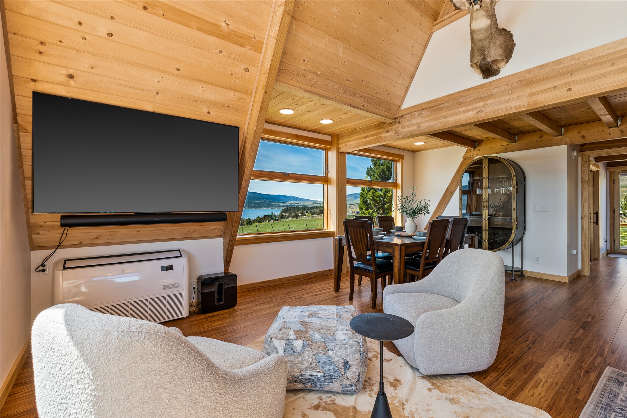 Elmo, Montana 59915, United States, 3 Bedrooms Bedrooms, ,4 BathroomsBathrooms,Residential,Active,252366