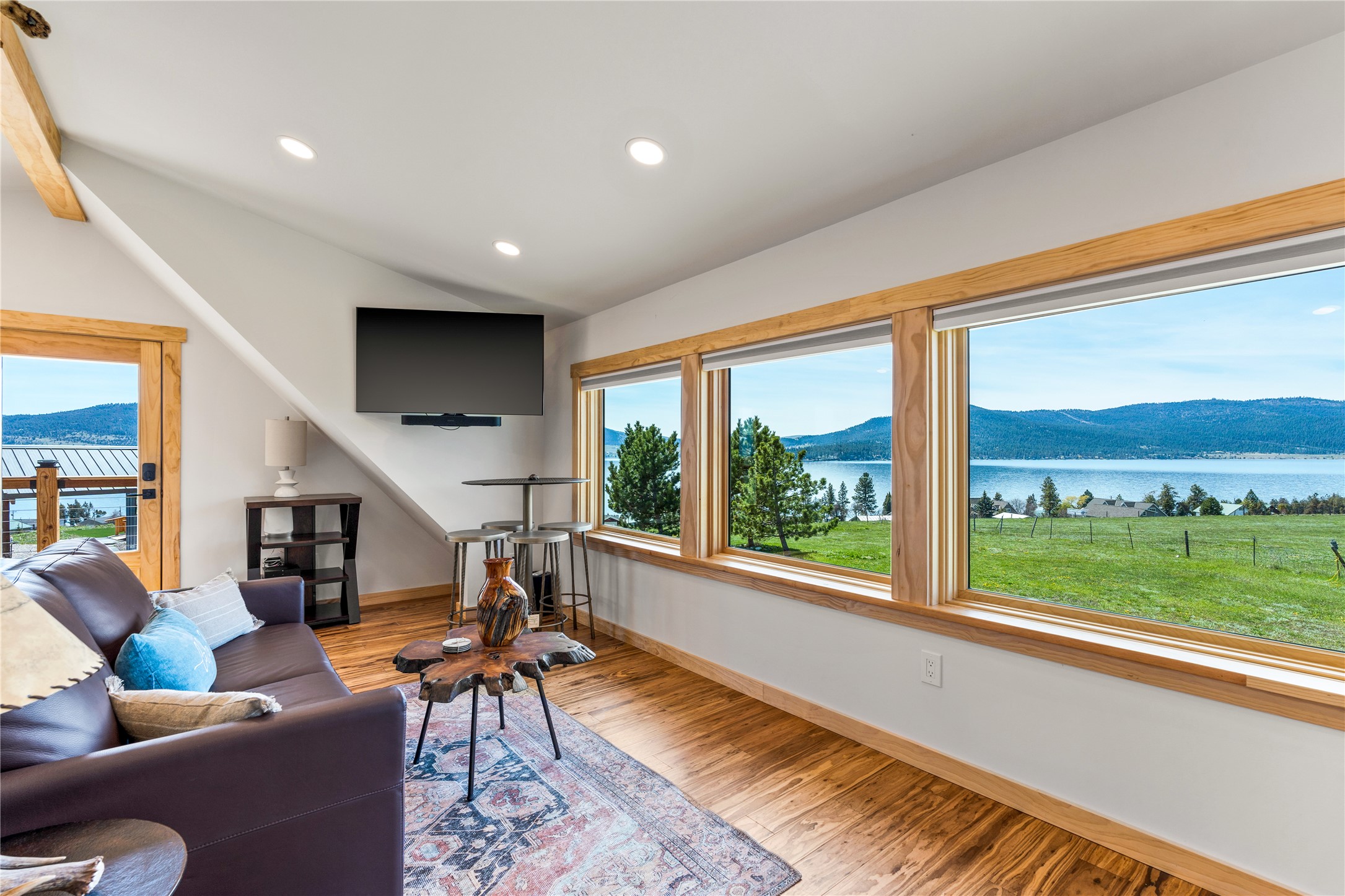 Elmo, Montana 59915, United States, 3 Bedrooms Bedrooms, ,4 BathroomsBathrooms,Residential,Active,252366