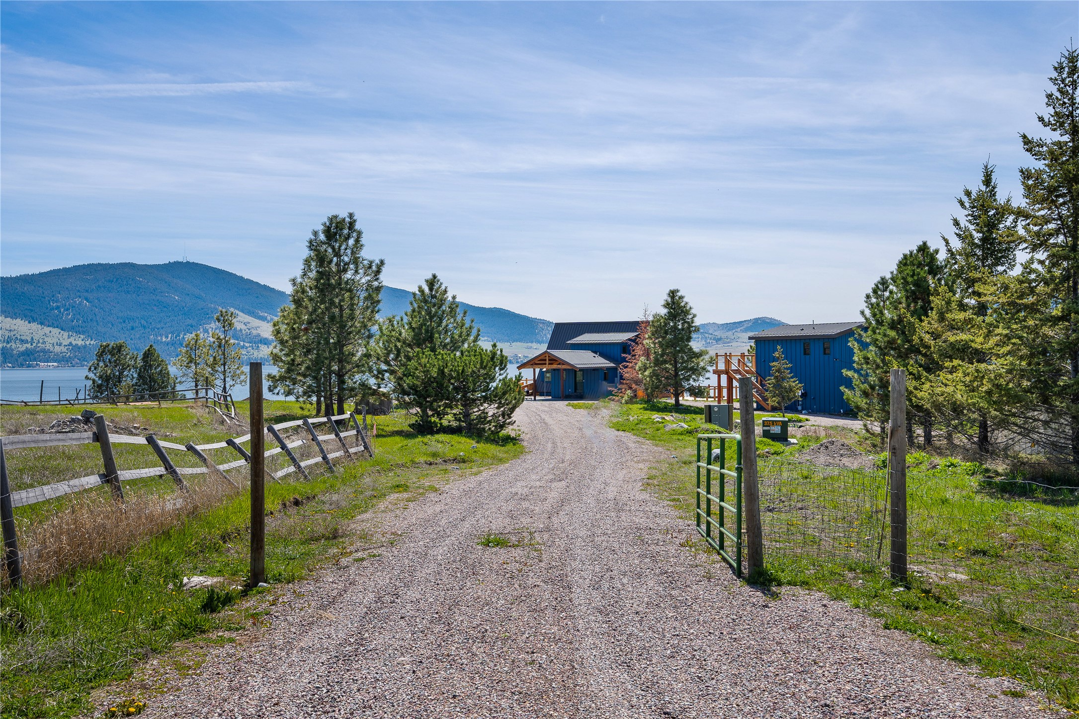 Elmo, Montana 59915, United States, 3 Bedrooms Bedrooms, ,4 BathroomsBathrooms,Residential,Active,252366