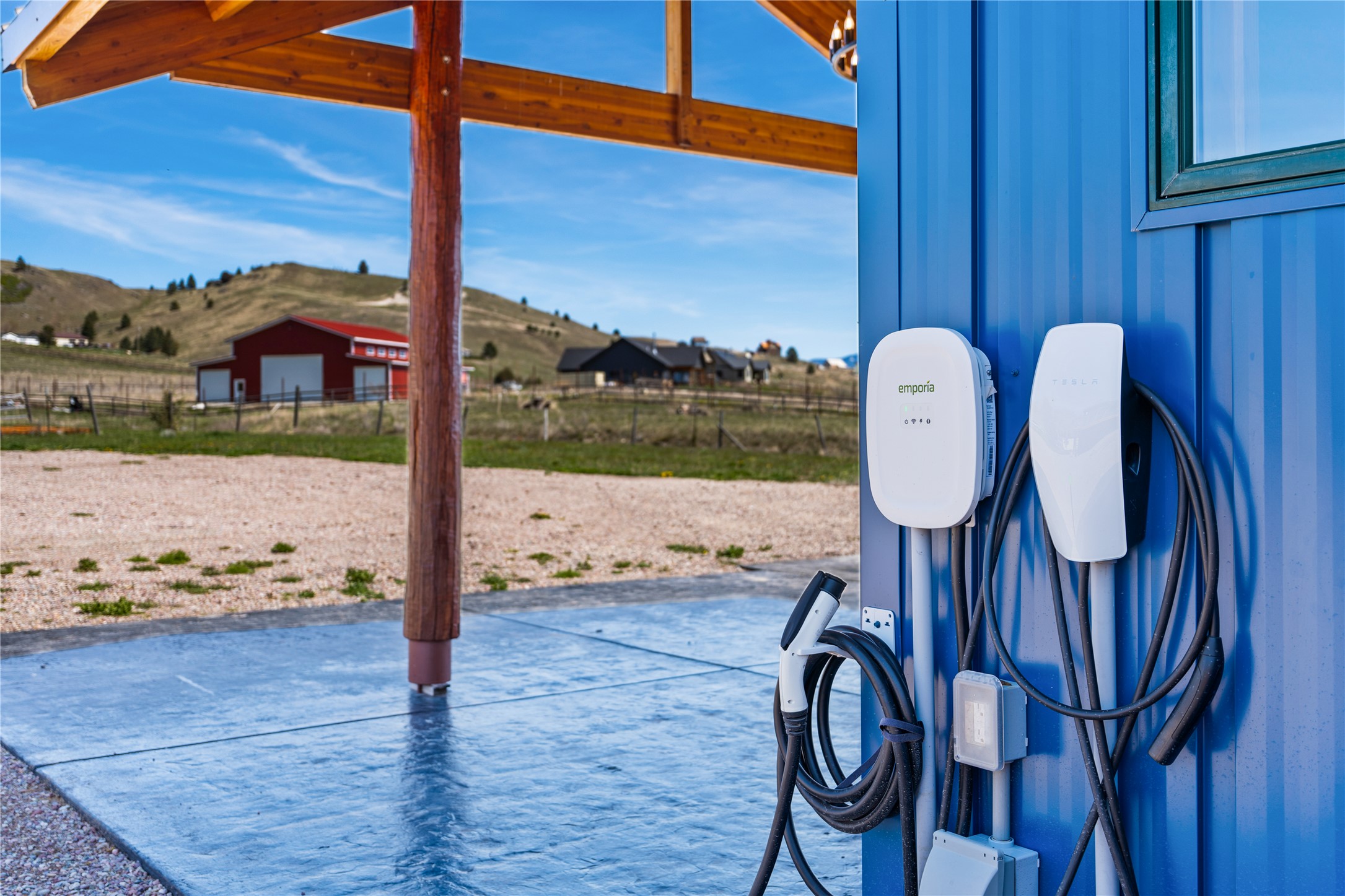 Elmo, Montana 59915, United States, 3 Bedrooms Bedrooms, ,4 BathroomsBathrooms,Residential,Active,252366