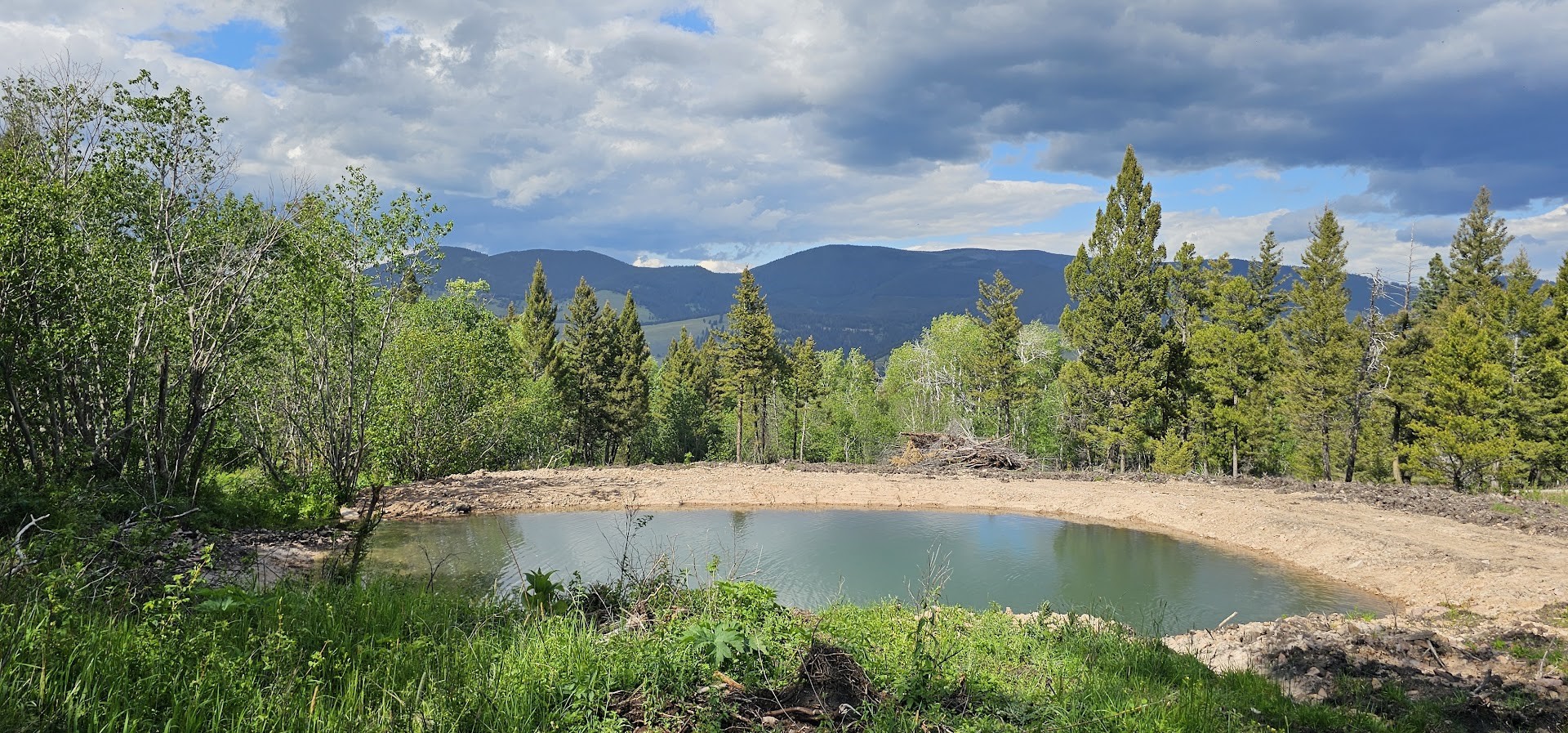 8 Tract, Hall Creek