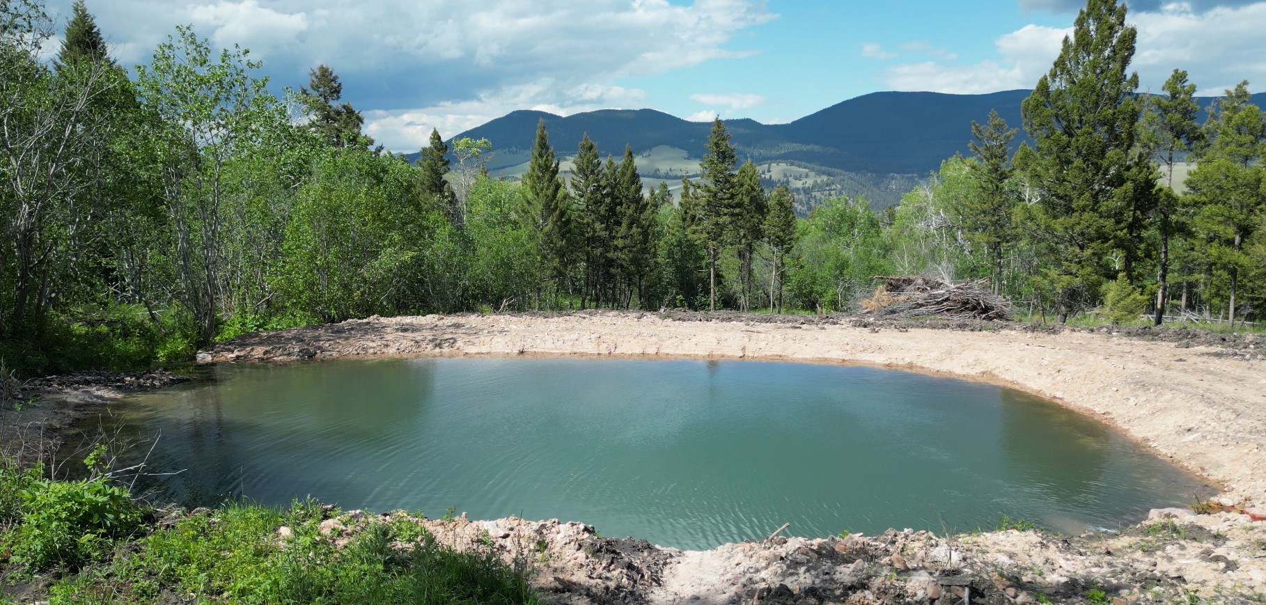 8 Tract, Hall Creek