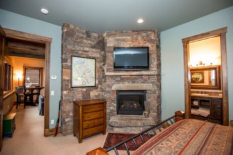 Tiny photo for 1013 Whispering Pines Lane, Whitefish, MT 59937 (MLS # 30068205)