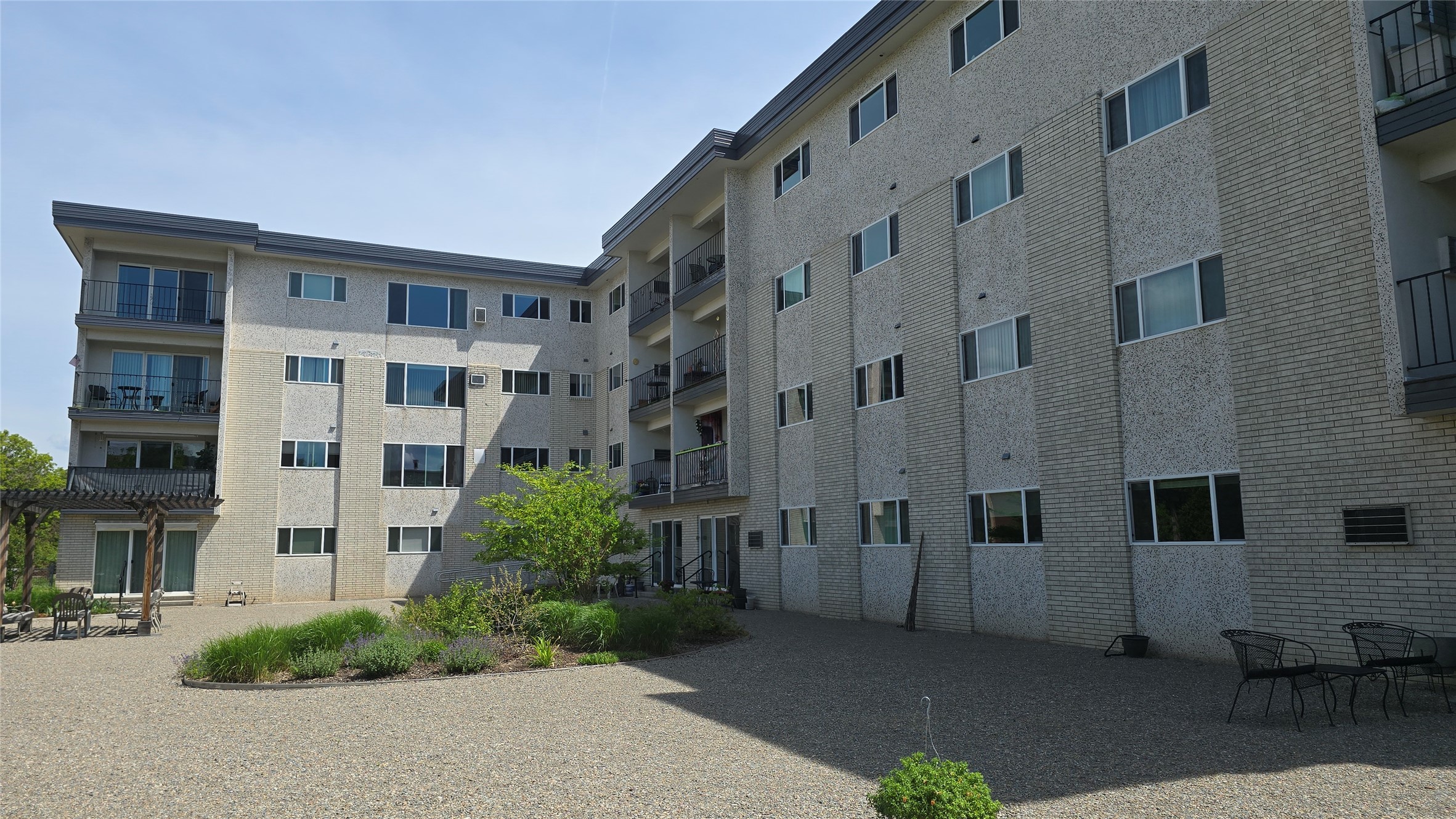 951 Ronald Avenue