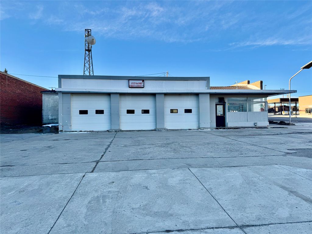 Photo of 100 E Main Street, Cut Bank, MT 59427 (MLS # 30064032)
