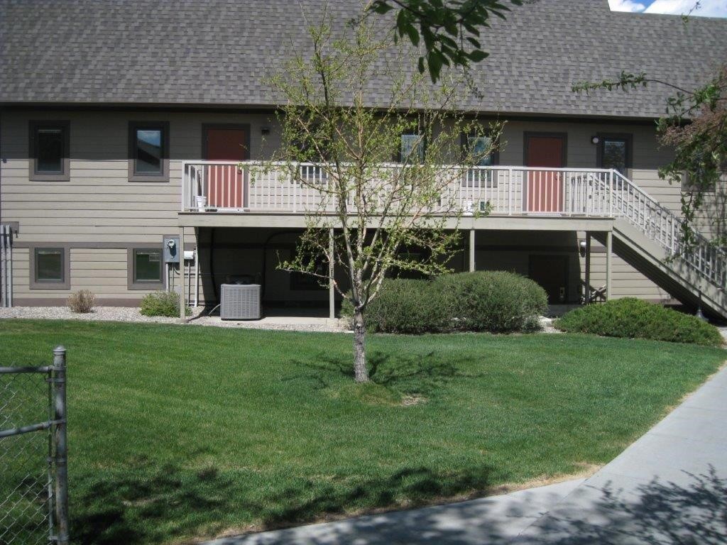 2823 Airport Road