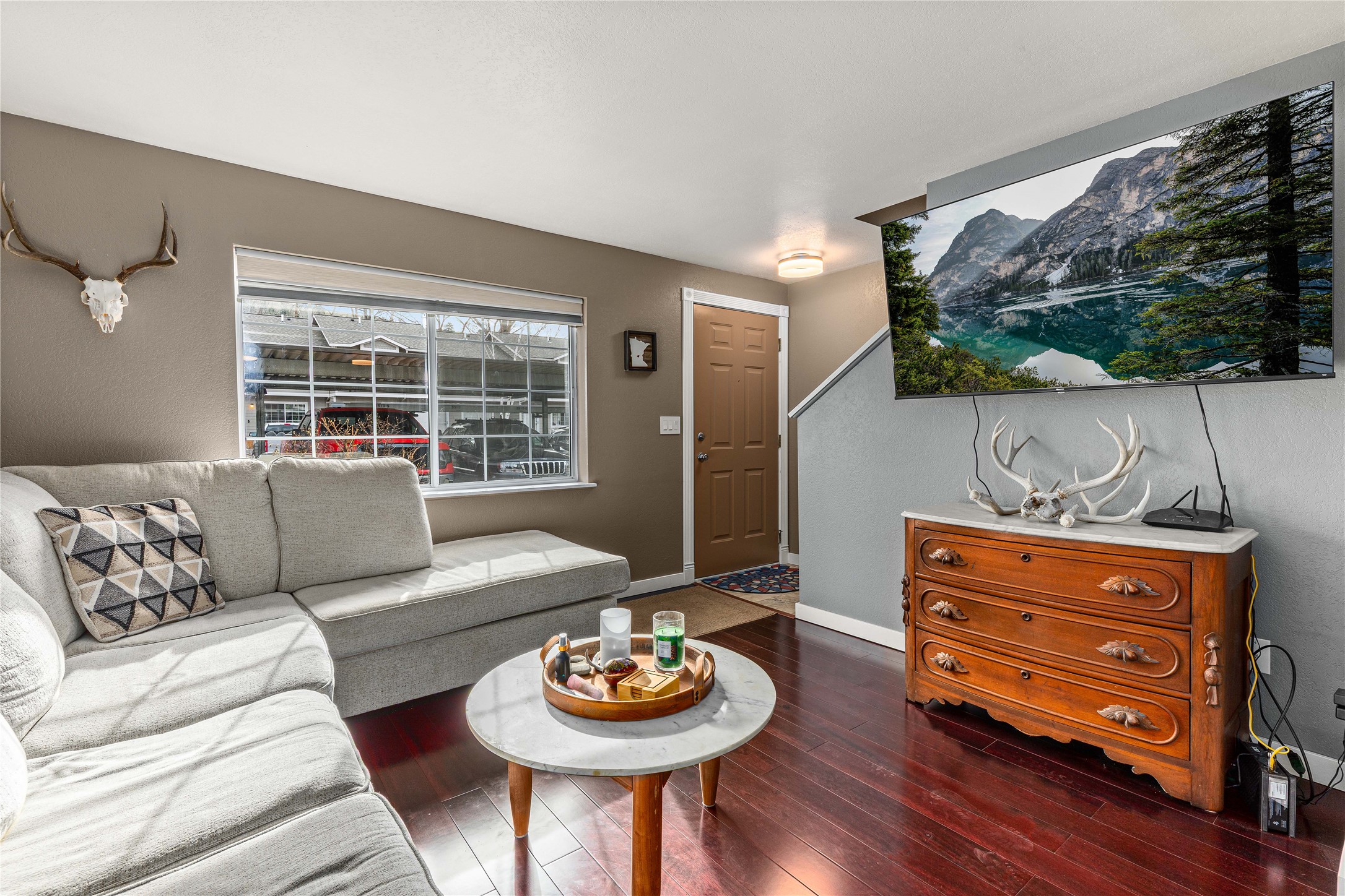 5505 Creekstone Drive 6