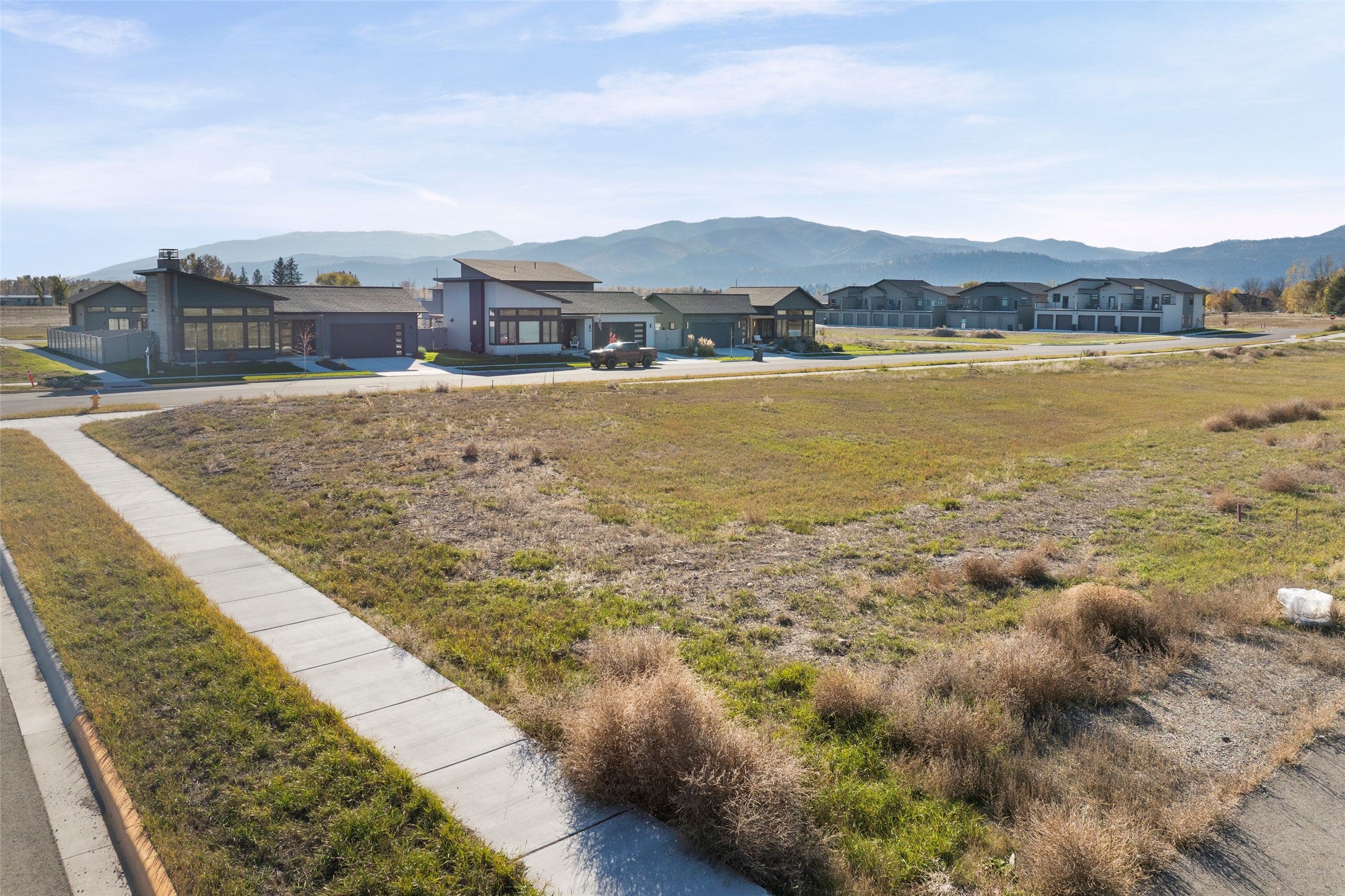 5341 Nesting Lane