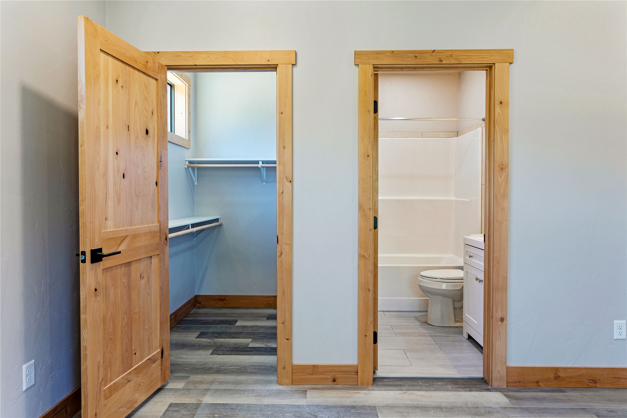 Superior, Montana 59872, United States, 3 Bedrooms Bedrooms, ,3 BathroomsBathrooms,Residential,Active,114490