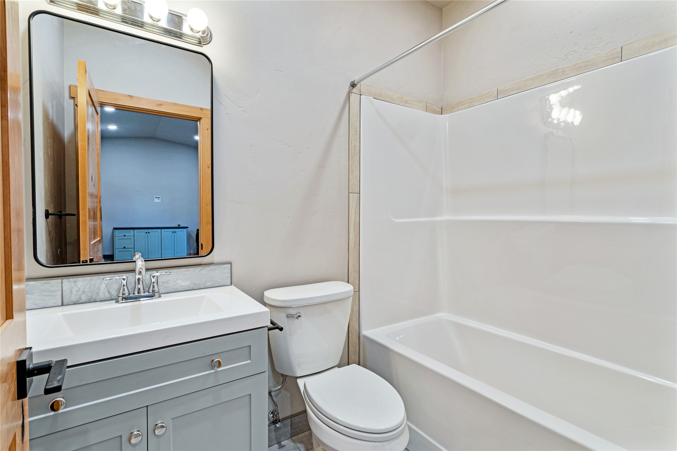 Superior, Montana 59872, United States, 3 Bedrooms Bedrooms, ,3 BathroomsBathrooms,Residential,Active,114490