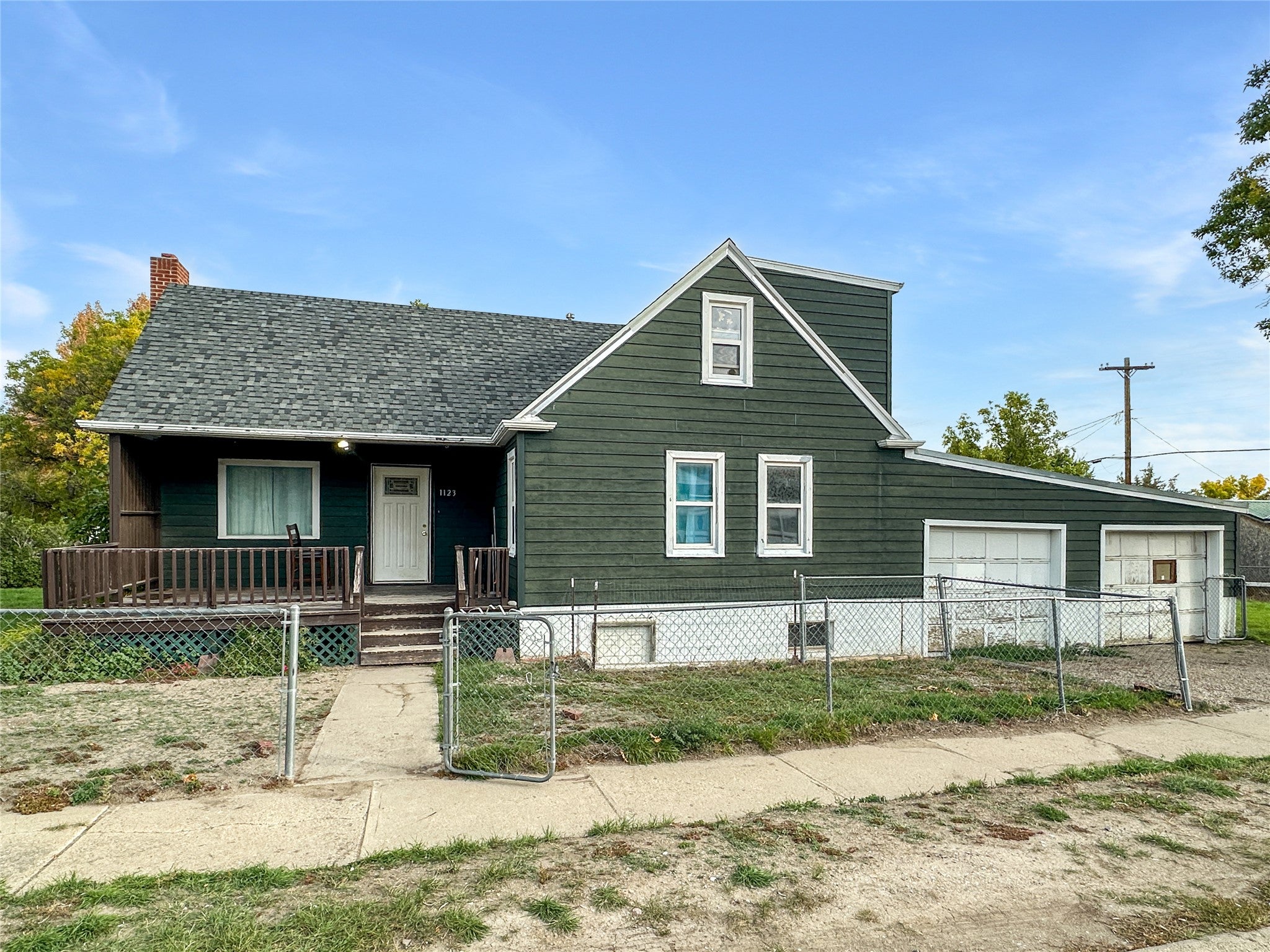 1123 2nd Street N