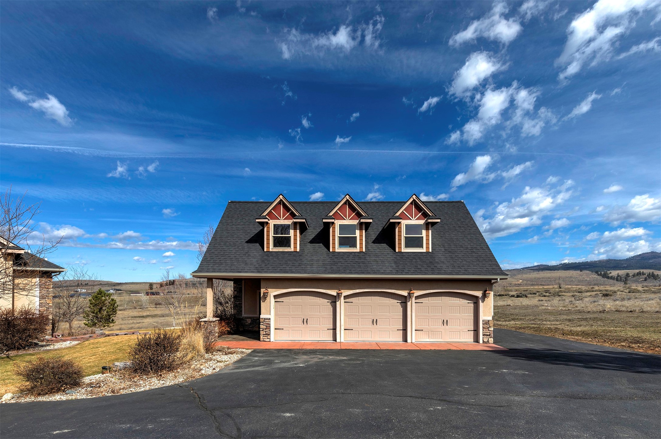 5625 Riley Lane