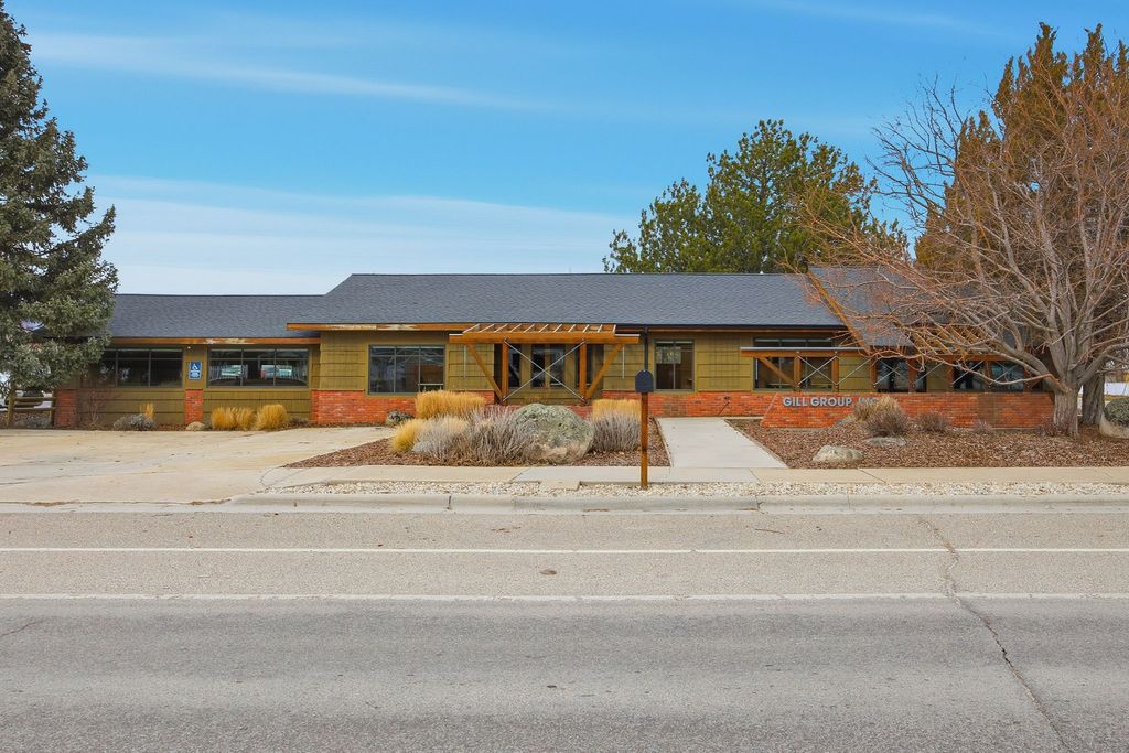 Photo of 800 W Main Street, Hamilton, MT 59840 (MLS # 30065013)