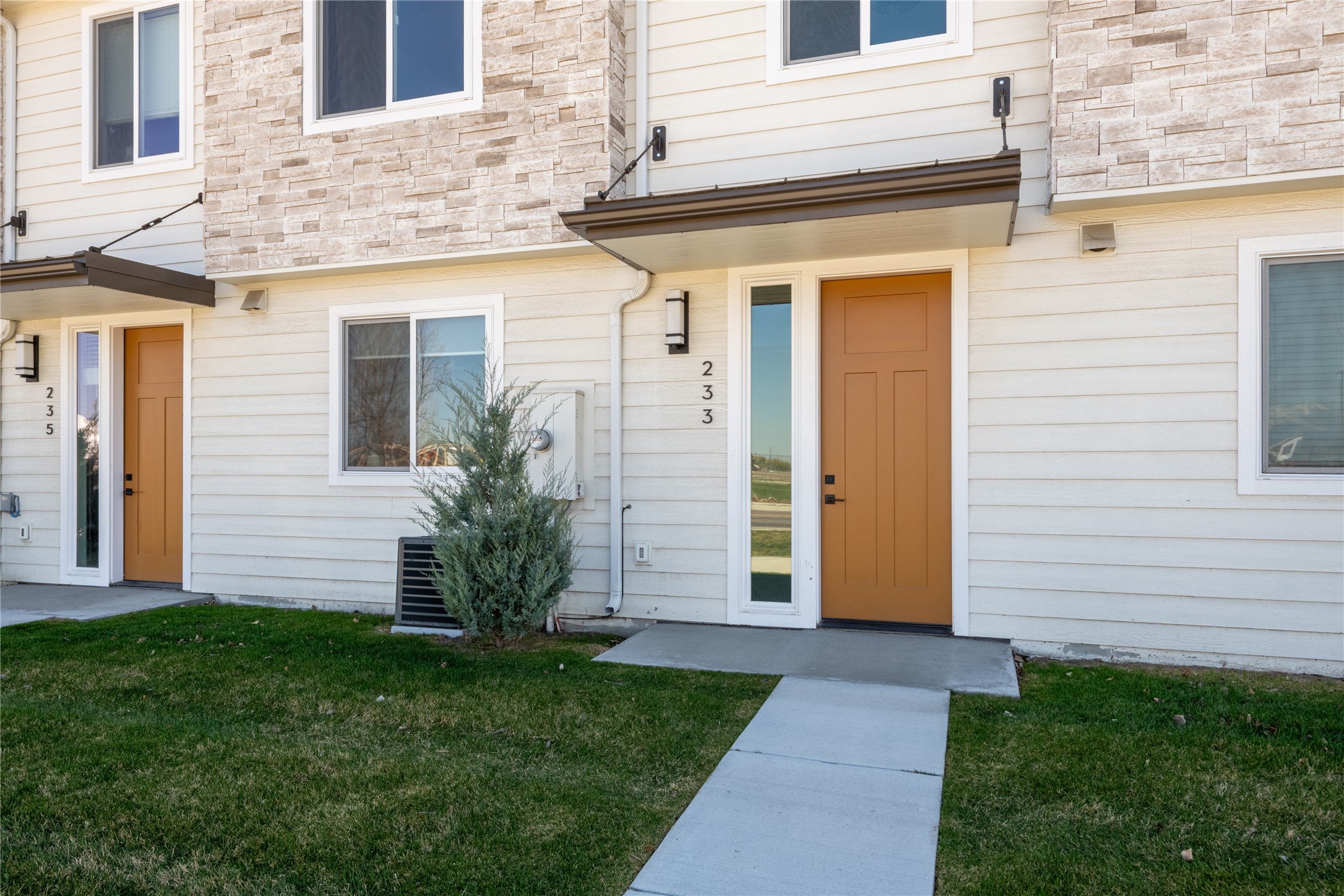 233 Fairgrounds Road