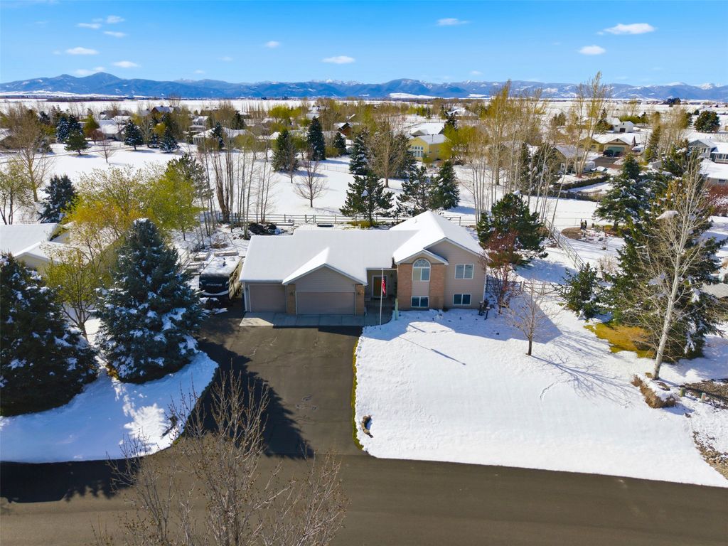 Photo of 34 Poplar Drive, Bozeman, MT 59718 (MLS # 30069355)