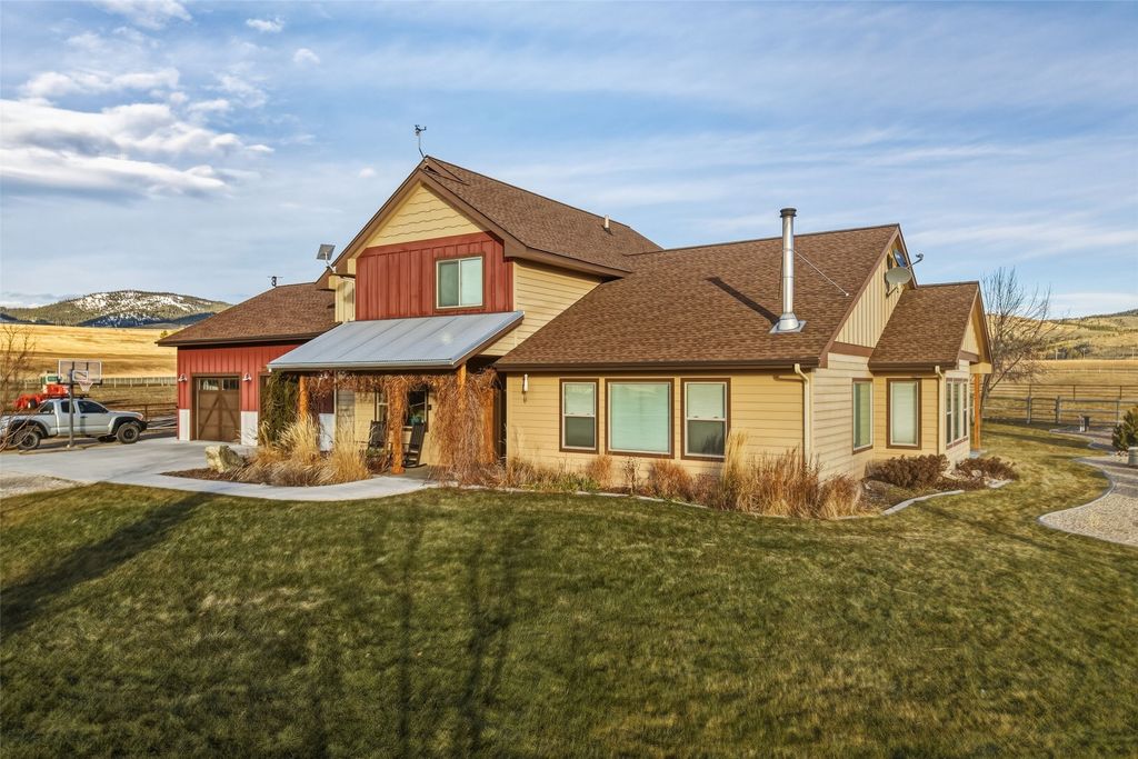 Photo of 5618 Fairview Lane, Florence, MT 59833 (MLS # 30061938)
