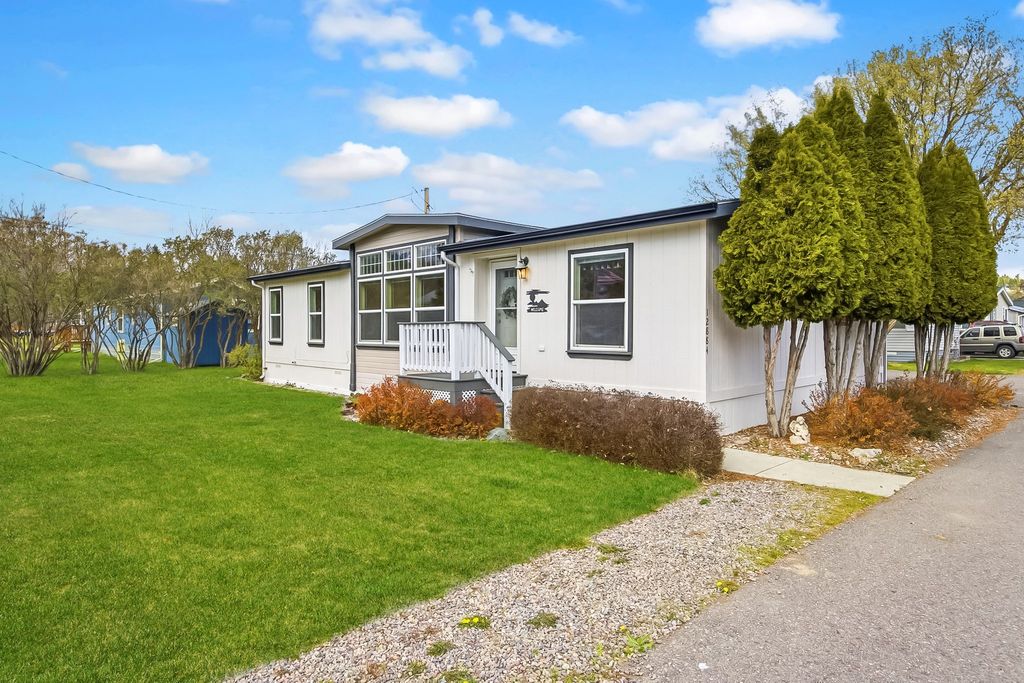 Photo of 12884 Camerons Way, Lolo, MT 59847 (MLS # 30068547)