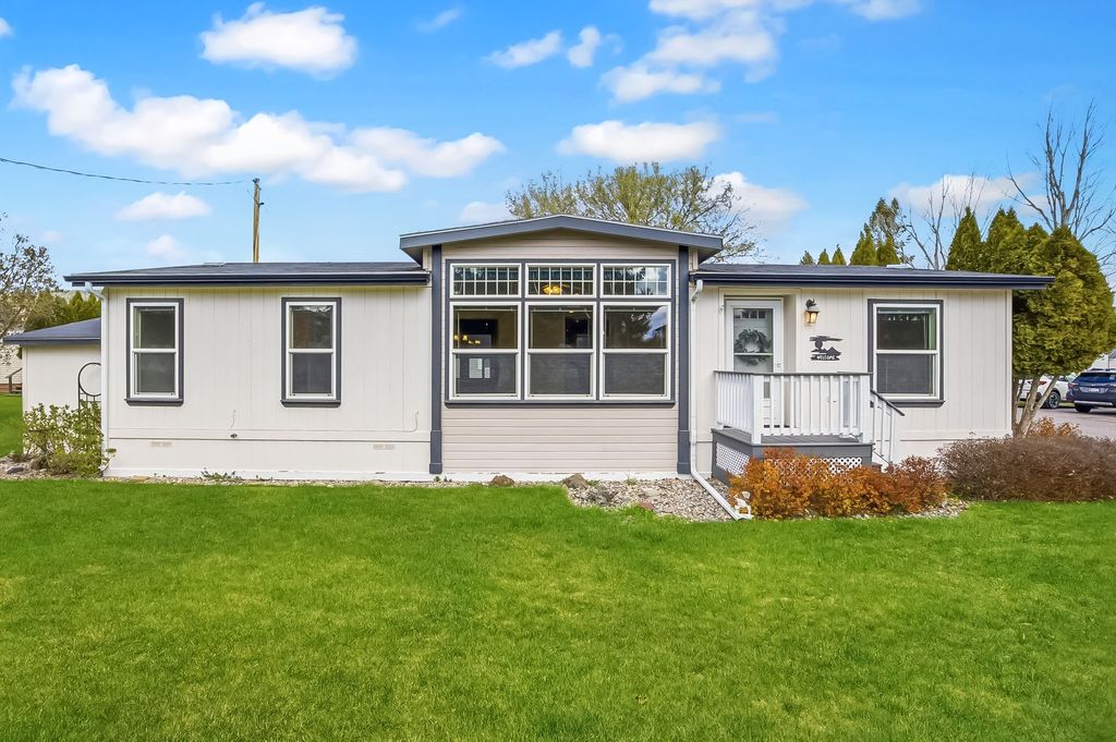 Photo of 12884 Camerons Way, Lolo, MT 59847 (MLS # 30068547)