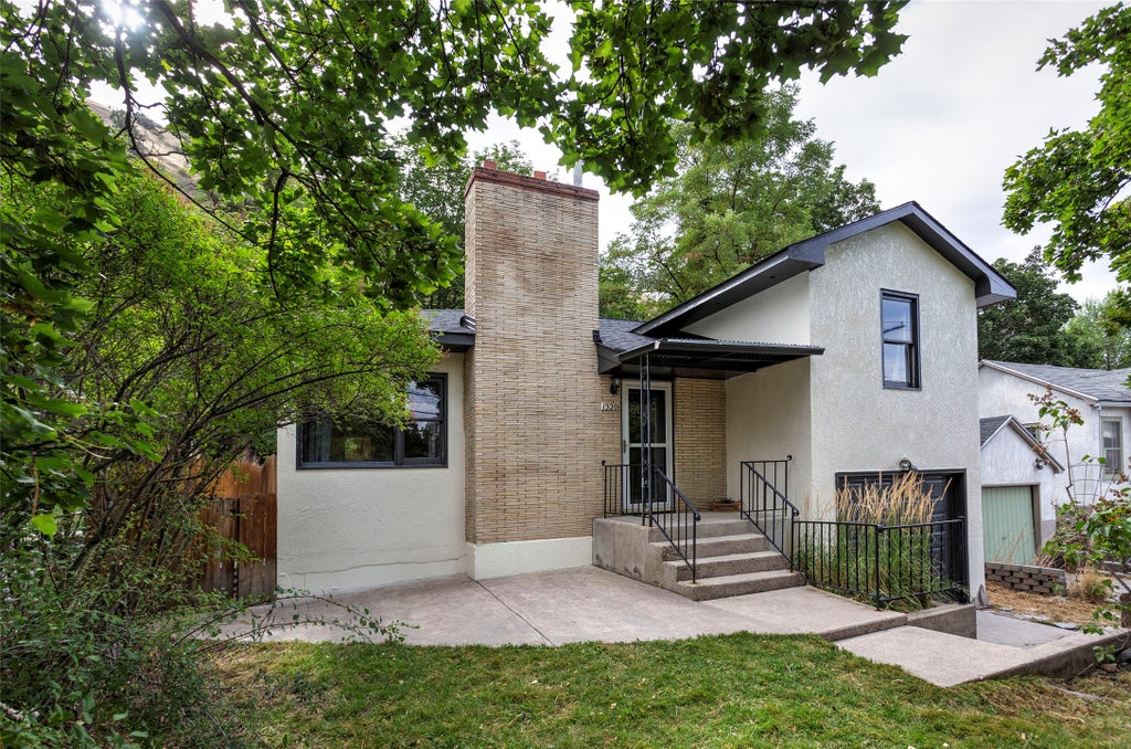 Photo of 1520 Van Buren Street, Missoula, MT 59802 (MLS # 30076181)