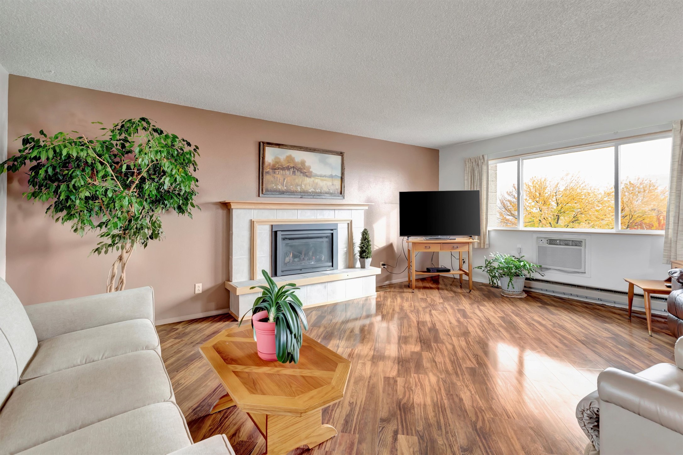 Lolo, Montana 59847, United States, 4 Bedrooms Bedrooms, ,2 BathroomsBathrooms,Residential,Active,34536