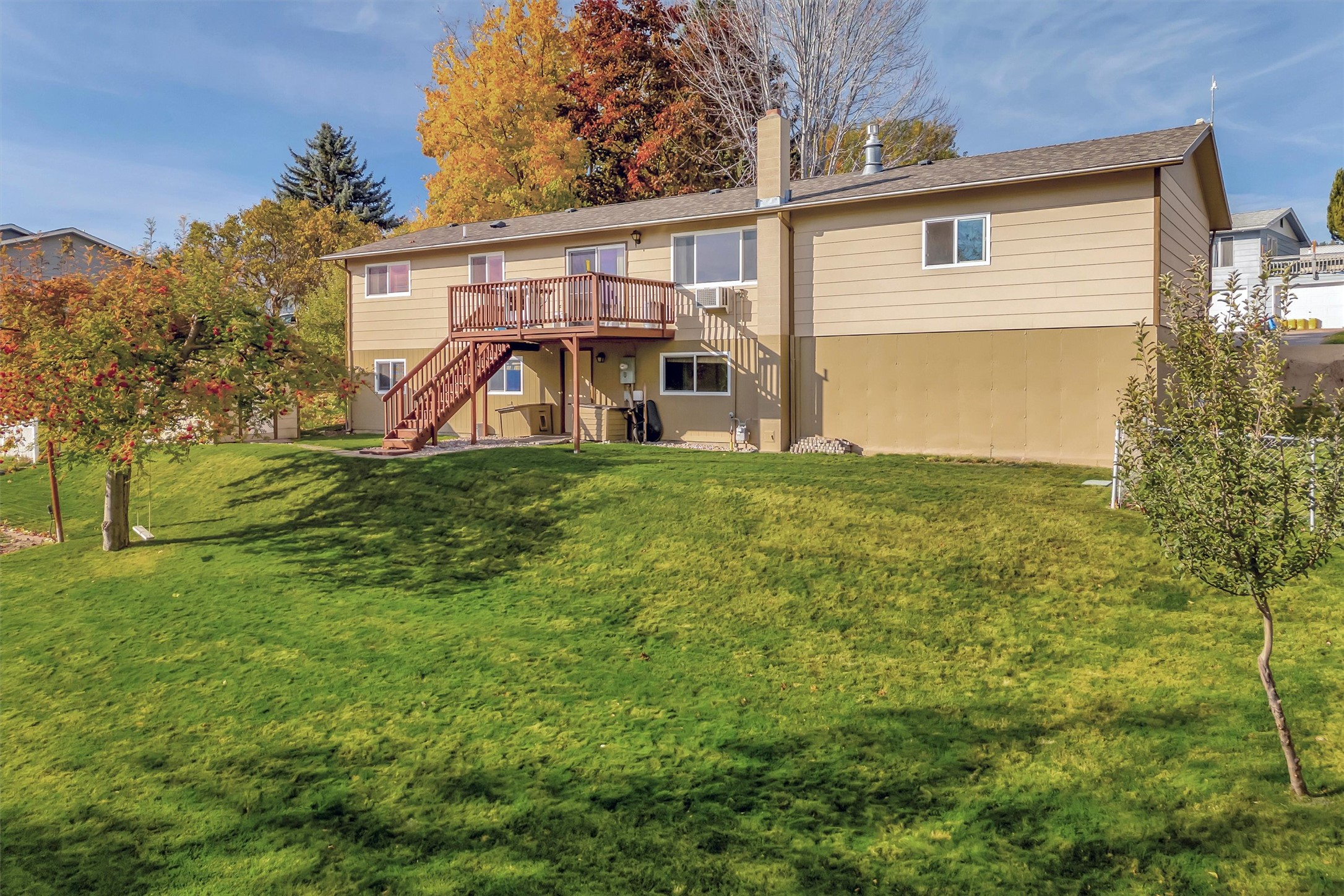 Lolo, Montana 59847, United States, 4 Bedrooms Bedrooms, ,2 BathroomsBathrooms,Residential,Active,34536