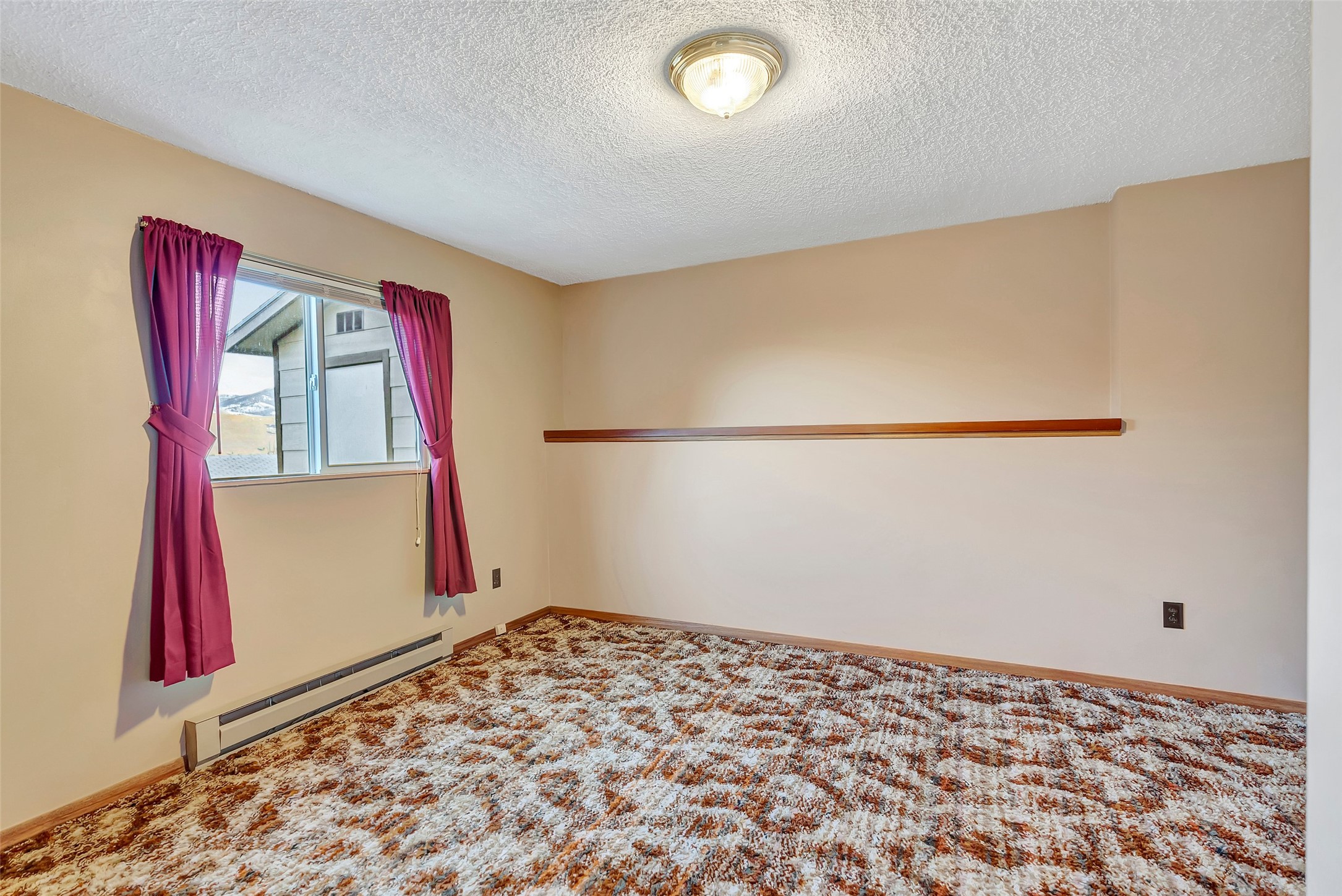 Lolo, Montana 59847, United States, 4 Bedrooms Bedrooms, ,2 BathroomsBathrooms,Residential,Active,34536