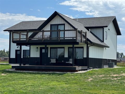 Photo of 112 Freedom Way, Kalispell, MT 59901 (MLS # 30054558)