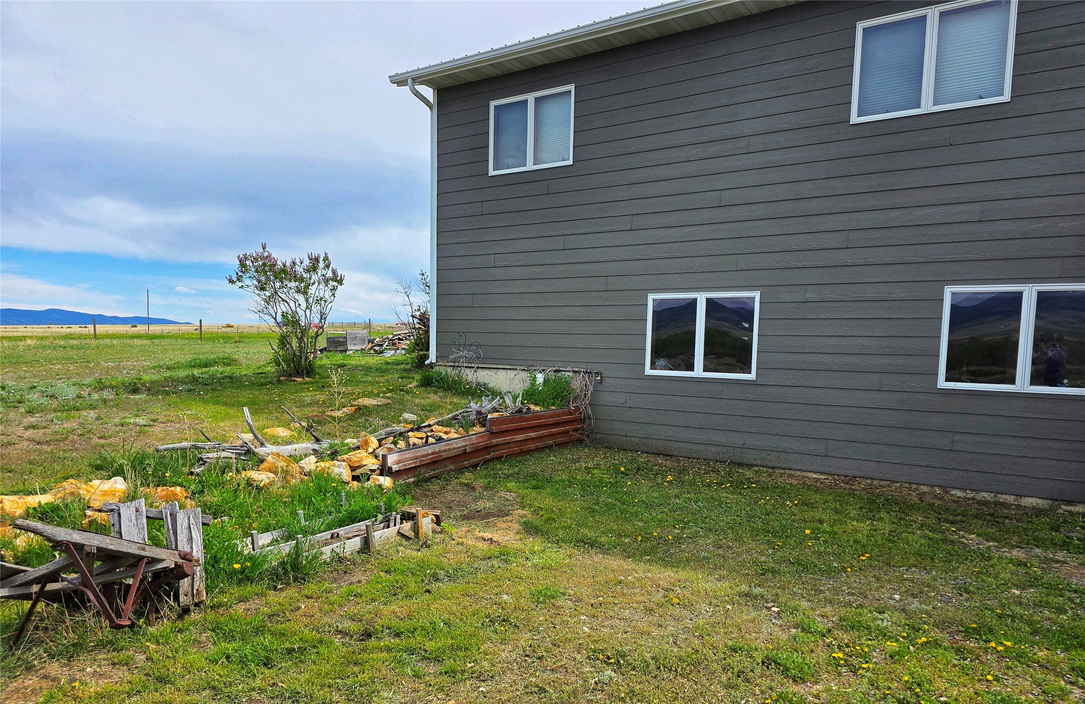 2733 Mt Highway 69