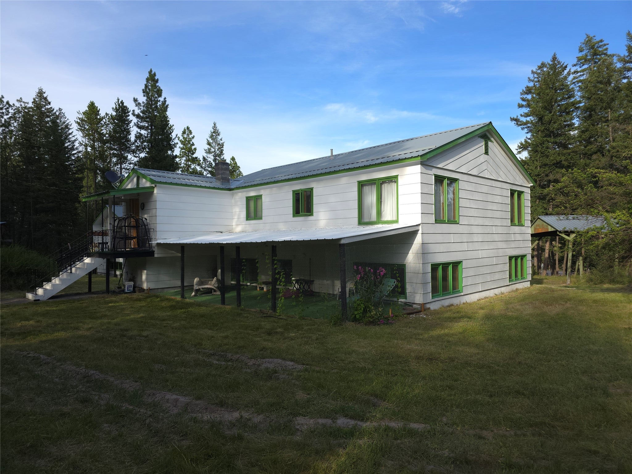 17505 US Highway 93 N