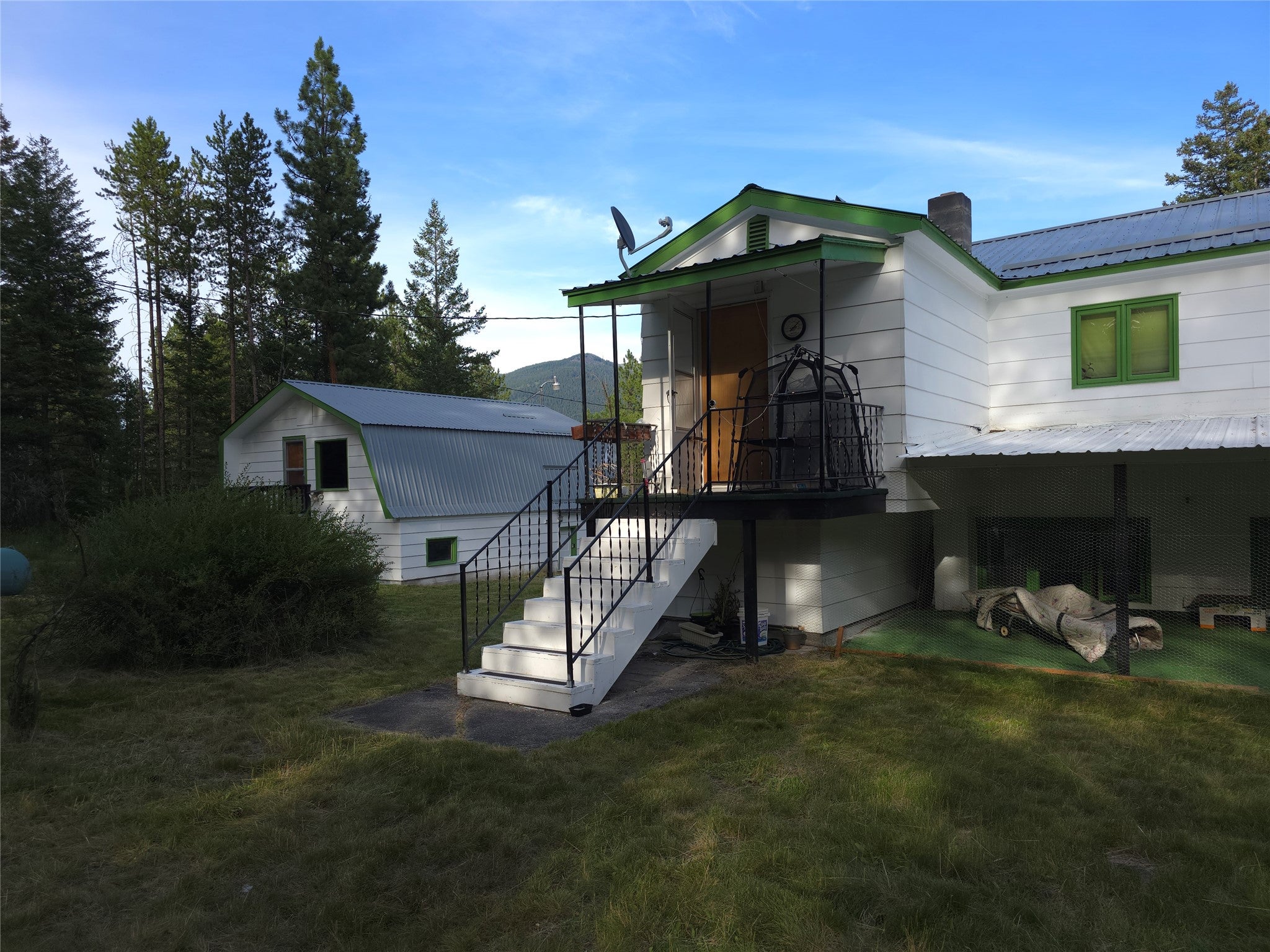 17505 US Highway 93 N