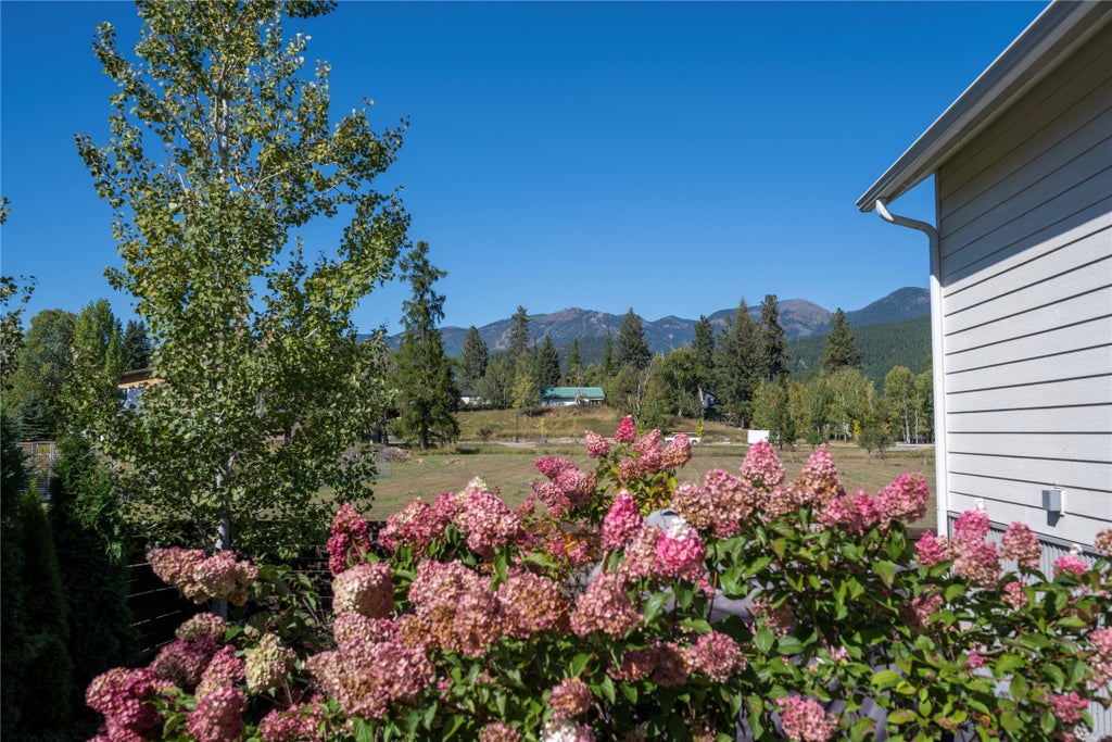 Photo of 736 Cottonwood Court, Whitefish, MT 59937 (MLS # 30079024)