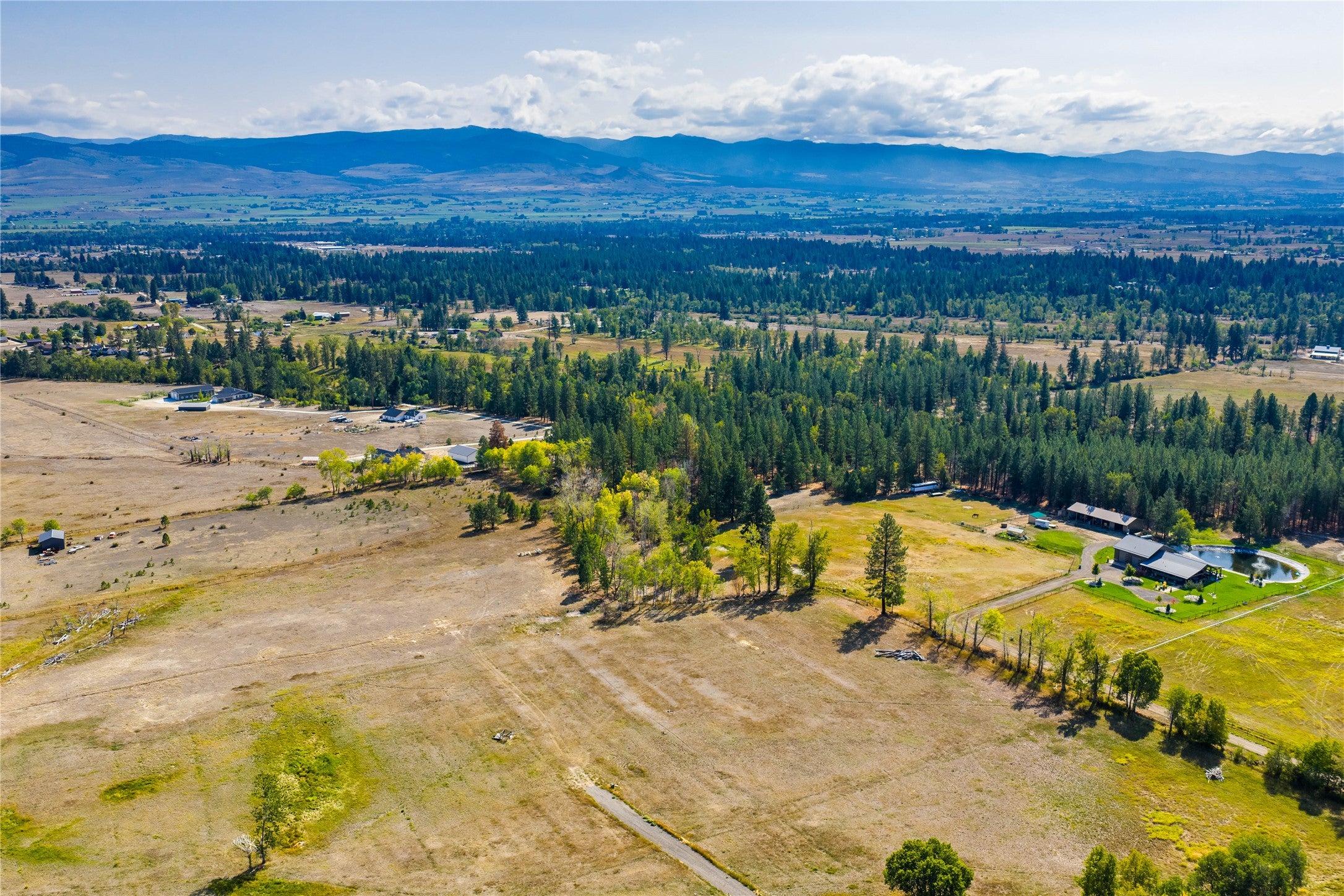 547 Trailhawk Drive