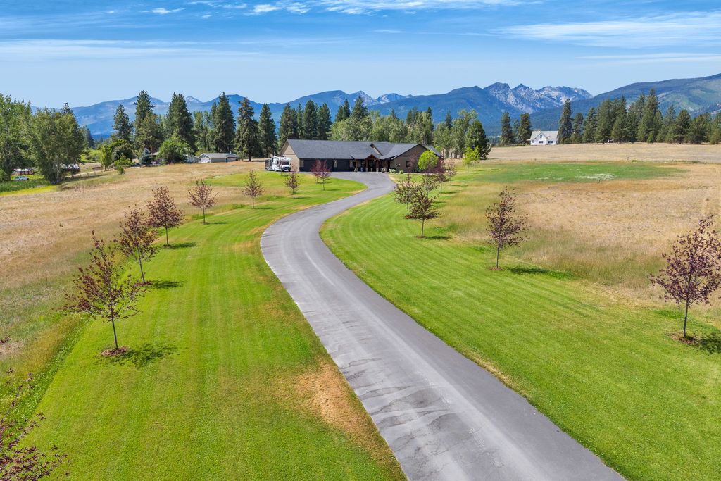 Photo of 2339 Hamby Lane, Victor, MT 59875 (MLS # 30054768)