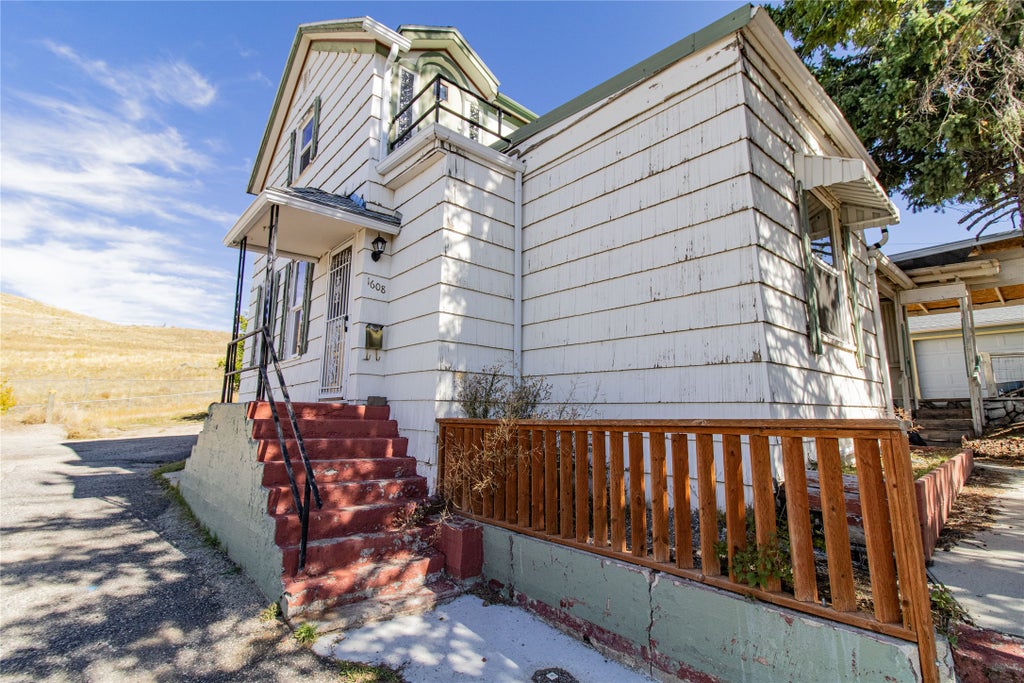 Photo of 1608 1st Street, Butte, MT 59701 (MLS # 30079001)