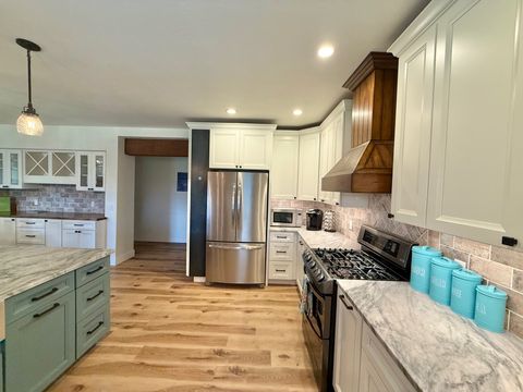 Tiny photo for 205 Kinnikinnick Lane, Columbia Falls, MT 59912 (MLS # 30070487)