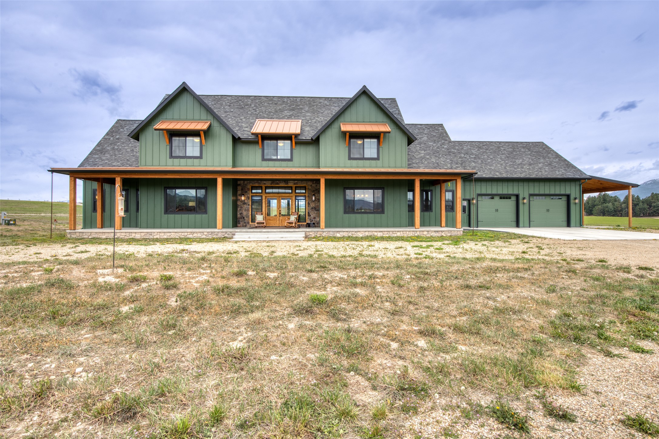 843 Lecoure Lane