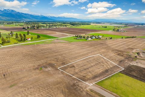 Tiny photo for 3008 Farmhouse Ct, Columbia Falls, MT 59912 (MLS # 30069959)