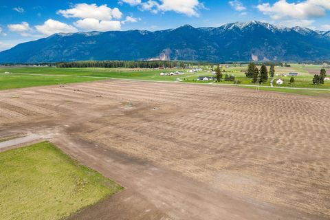Tiny photo for 3008 Farmhouse Ct, Columbia Falls, MT 59912 (MLS # 30069959)