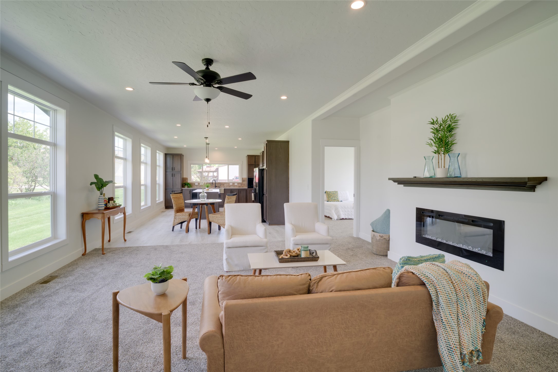 Missoula, Montana 59808, United States, 3 Bedrooms Bedrooms, ,2 BathroomsBathrooms,Residential,Active,191967