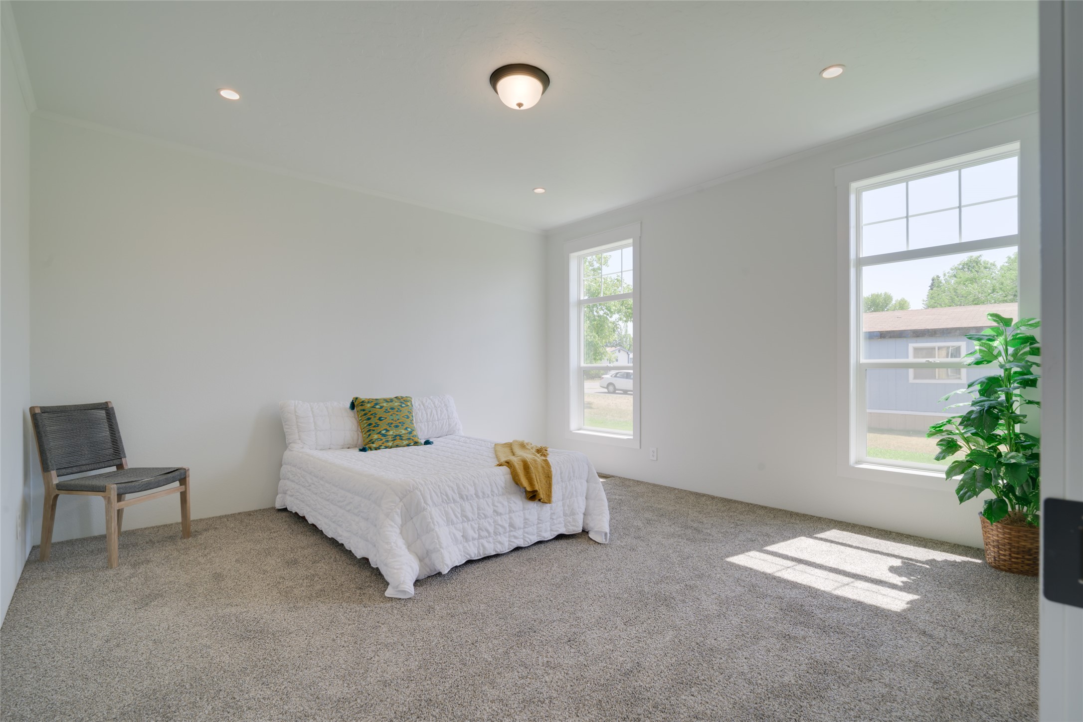 Missoula, Montana 59808, United States, 3 Bedrooms Bedrooms, ,2 BathroomsBathrooms,Residential,Active,191967