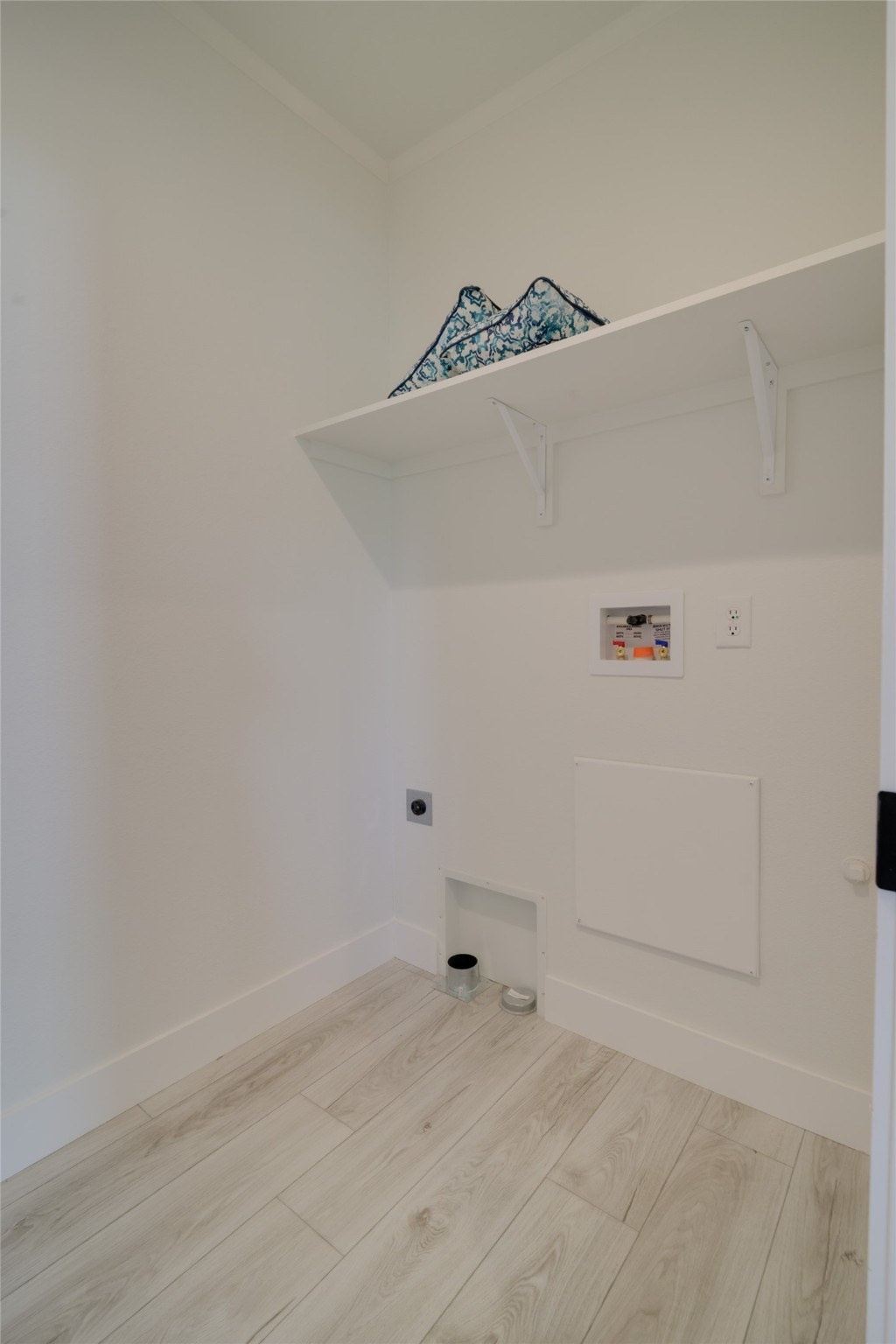 Missoula, Montana 59808, United States, 3 Bedrooms Bedrooms, ,2 BathroomsBathrooms,Residential,Active,191967