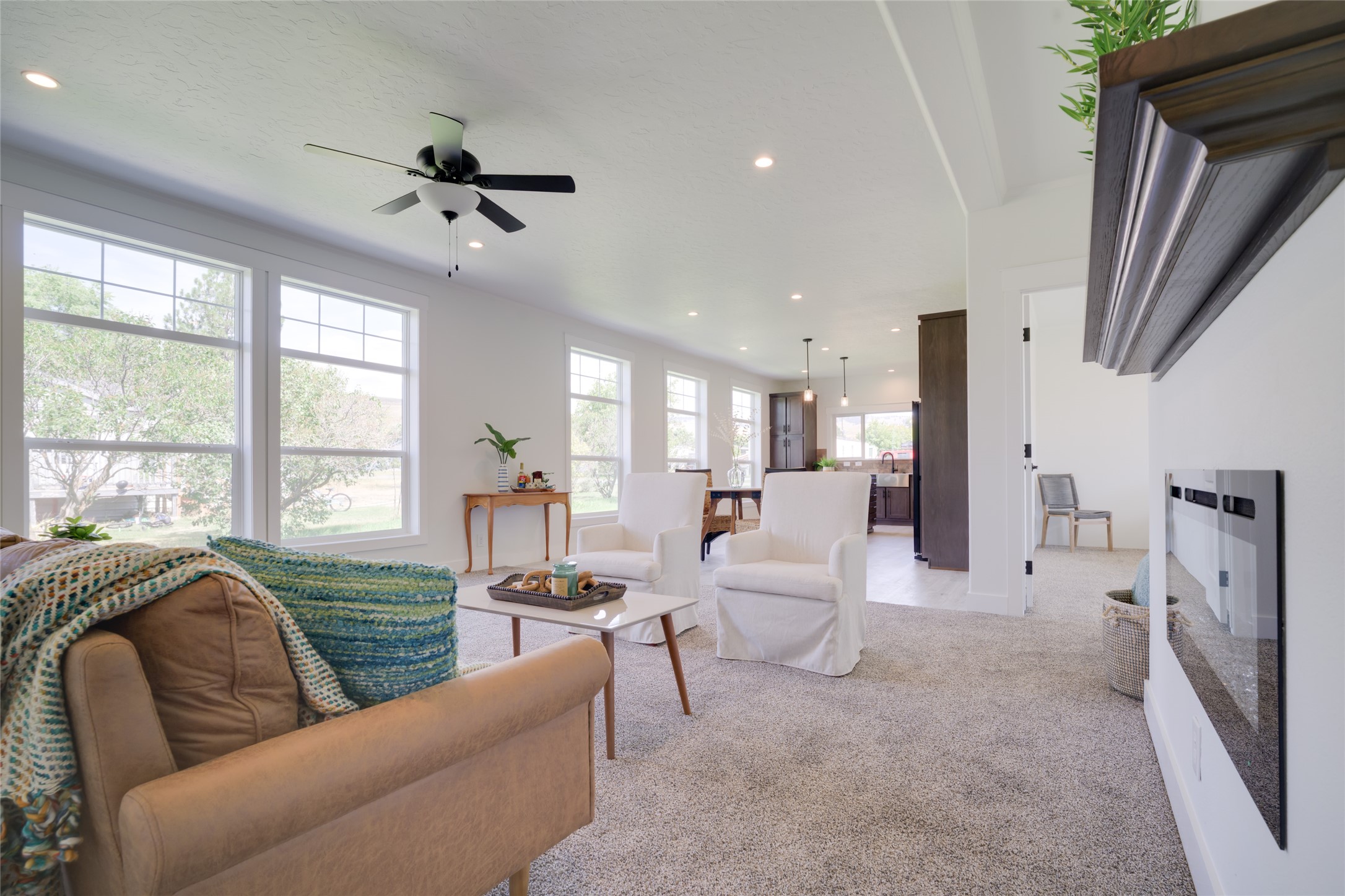 Missoula, Montana 59808, United States, 3 Bedrooms Bedrooms, ,2 BathroomsBathrooms,Residential,Active,191967