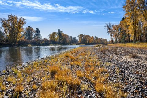 Tiny photo for 5582 Klements Lane, Florence, MT 59833 (MLS # 30068975)