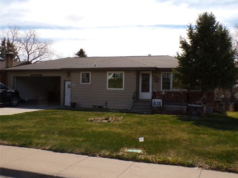 Photo of 944 Avenue D NW, Great Falls, MT 59404 (MLS # 30068666)