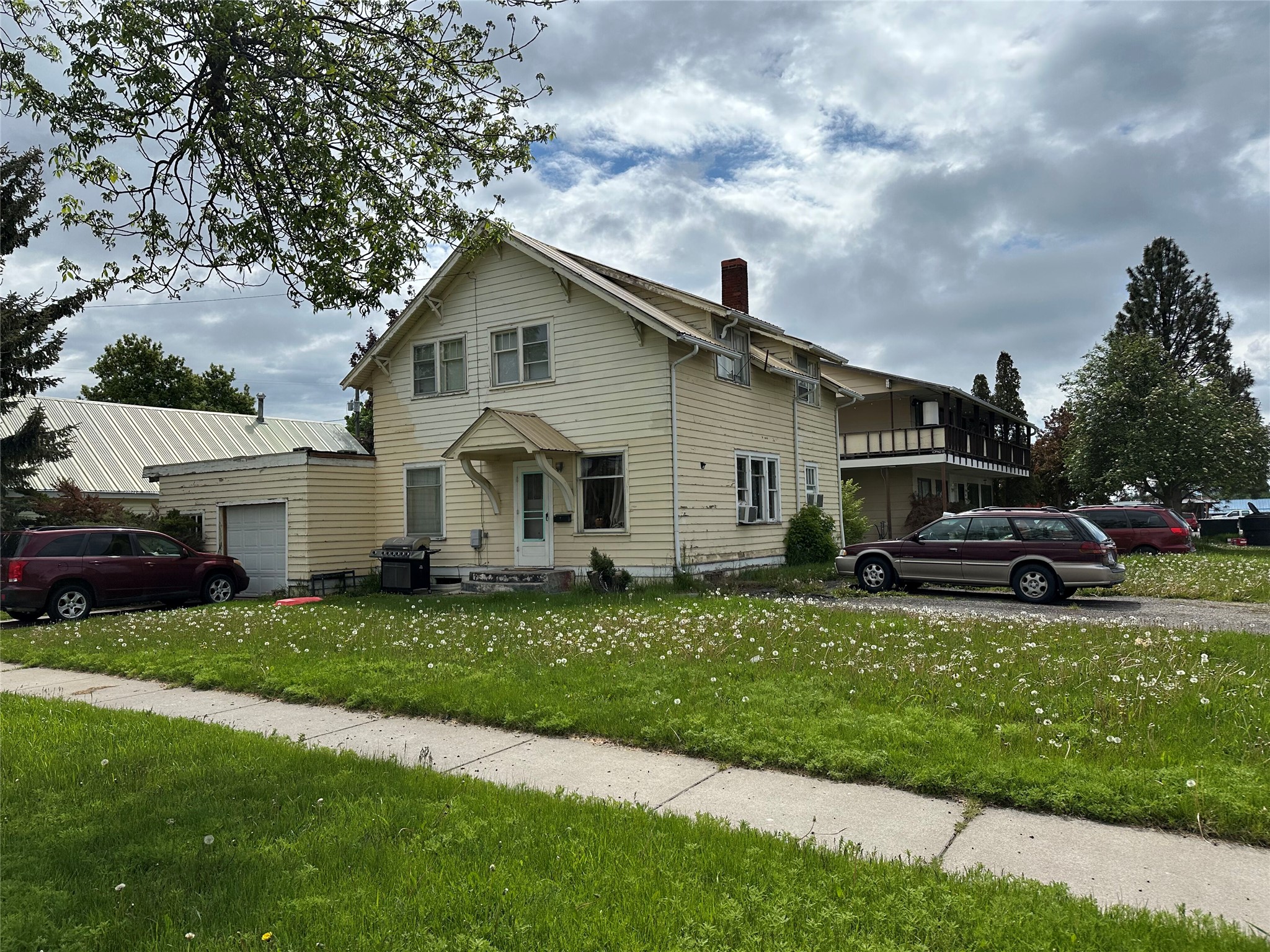 Photo 1 of 112 — 654 E Washington Street 1, Kalispell, MT 59901